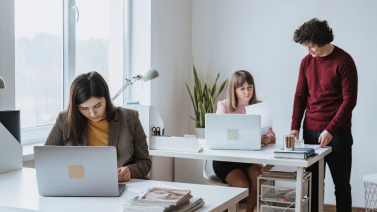Full-Time Jobs Hiring Now in the USA