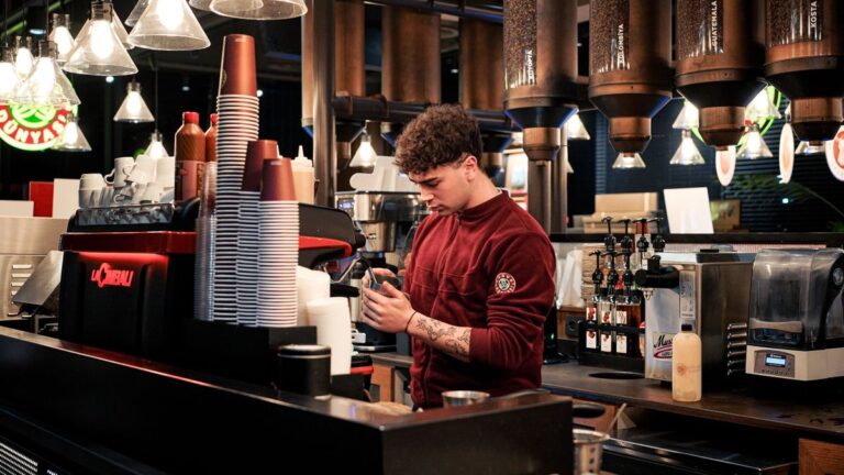 Cashier Jobs – Hiring Now in the USA