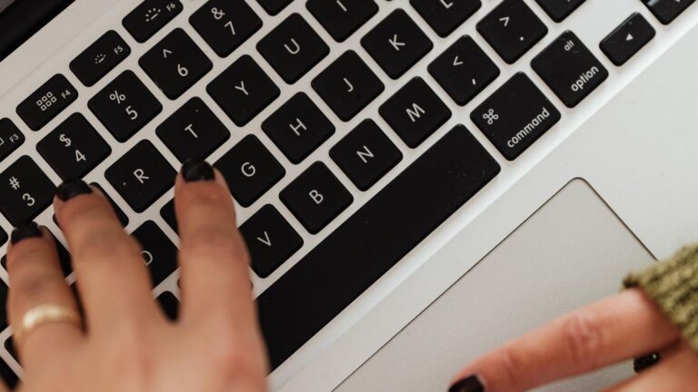 How to List Work Experience on Your Resume