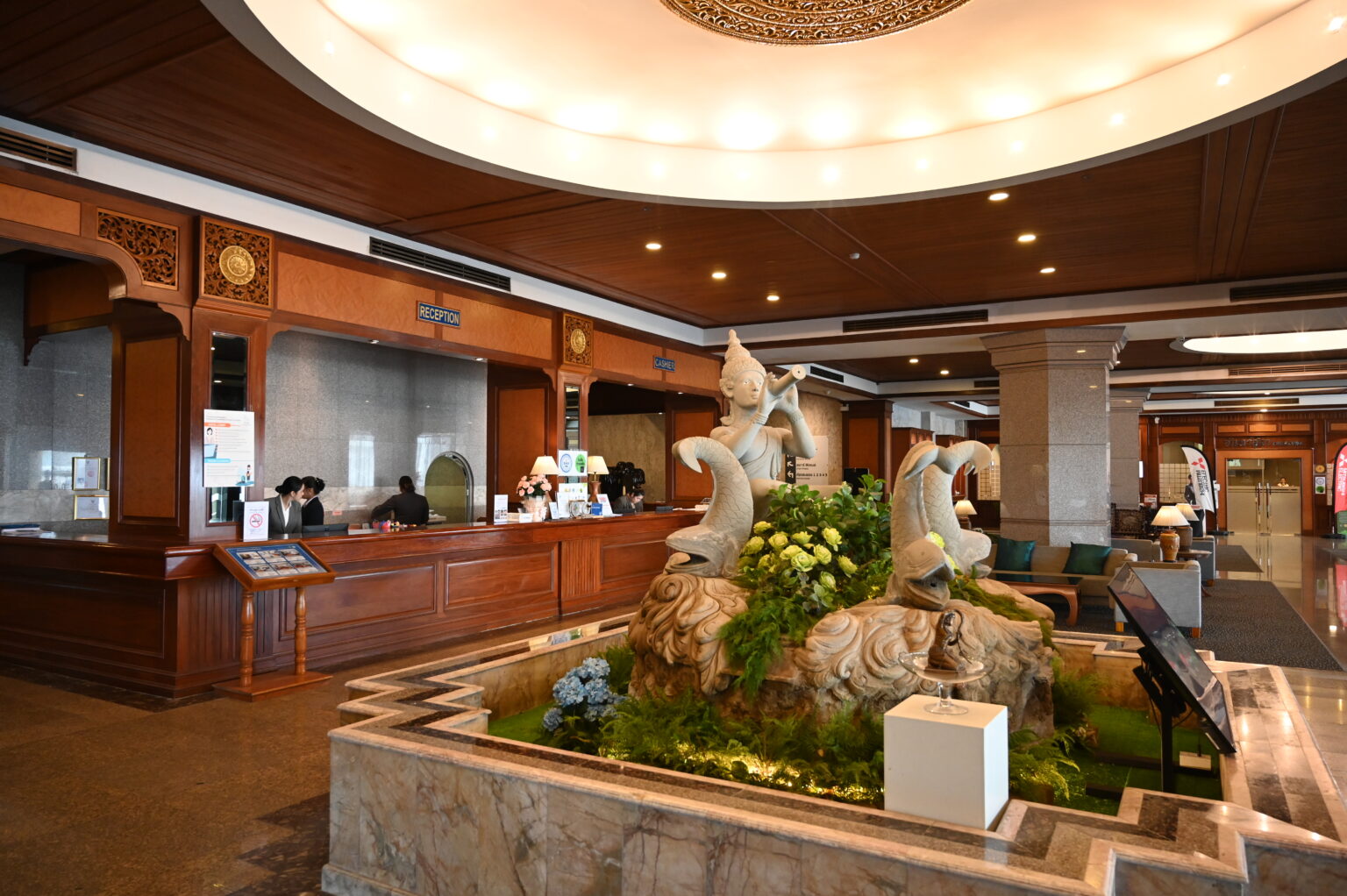 Luxury Hotel Staff Jobs in Italy: Roles, Requirements and Opportunities